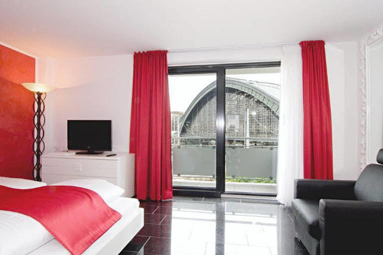 Maria Am Dom Apartment *